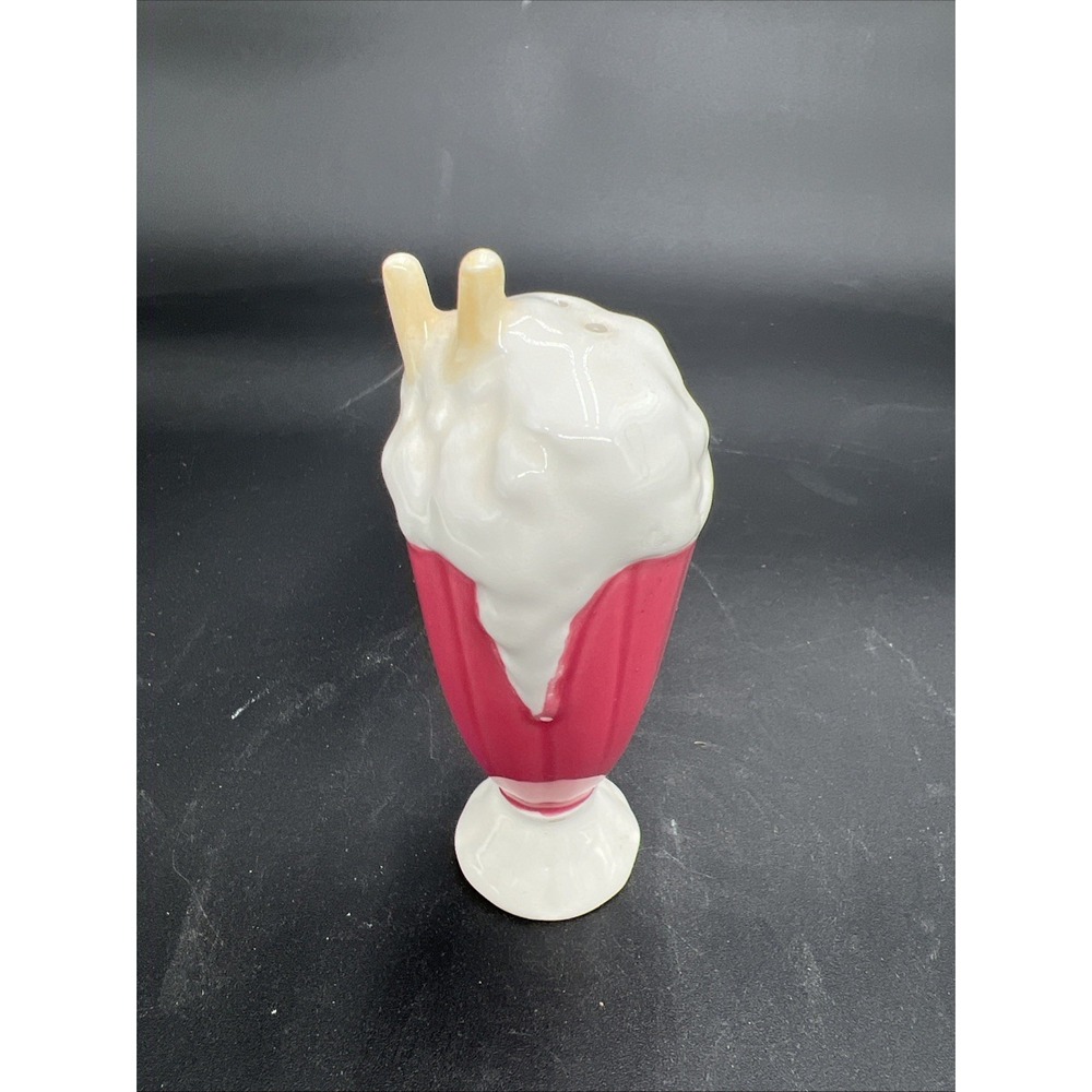 Novelti Milkshake Salt Or Pepper Shaker